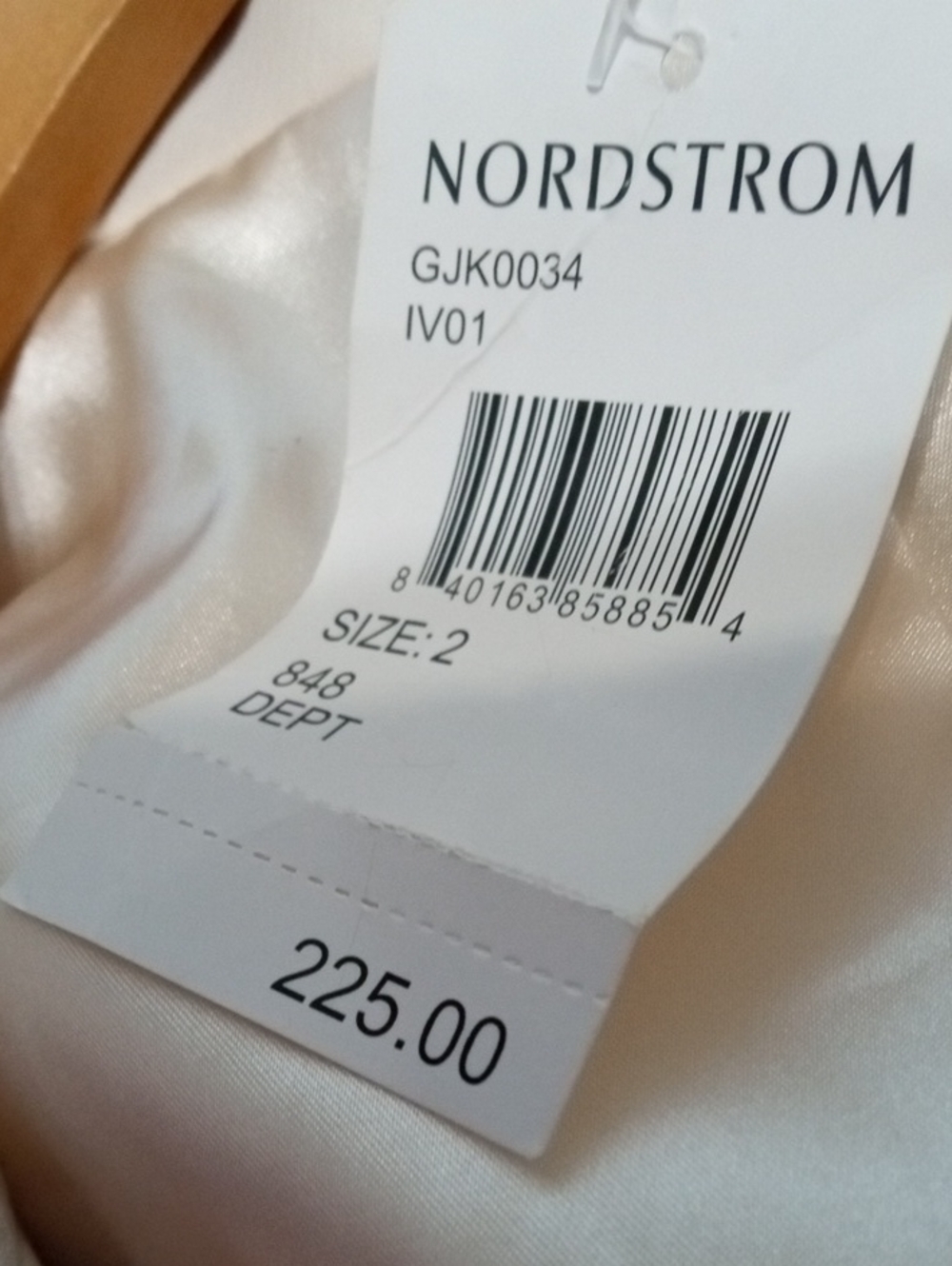 Good American Cream Long Blazer with Side Buckle Accents - Picture 7 of 7